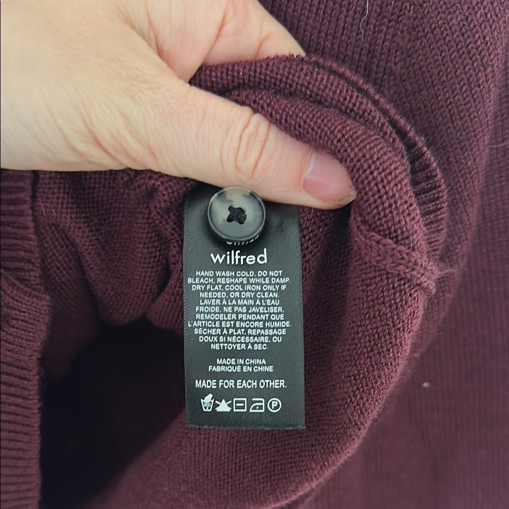 Wilfred Wine Button-Up Cropped Cardigan - Picture 5 of 7